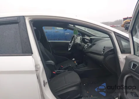 2016 Ford Fiesta St z USA, uszkodzony, nr VIN 3FADP4GX0GM185929